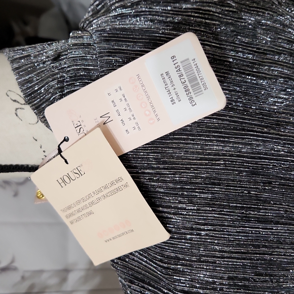 House of CB "Tamara" Silver Lurex Crop Top NWT - Picture 6 of 12